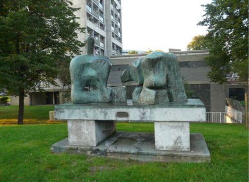 Henry Moore, Two-Piece Reclining figure No. 3, the Brandon Estate, Lambeth  © Steve Cadman and made available through a Creative Commons licence